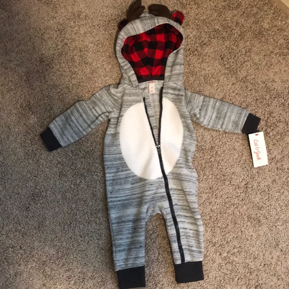 NWT Cat and Jack (Target) Reindeer footless romper, size 6-9 months